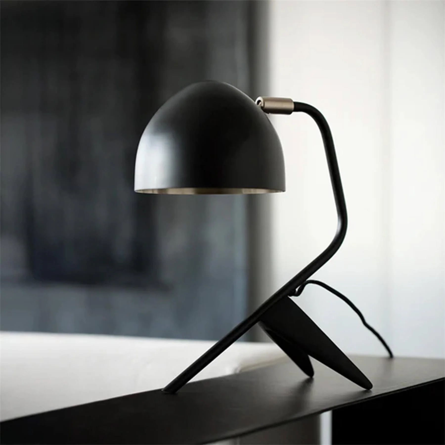 Outlet Klassik Studio Table Lamp - Image 2