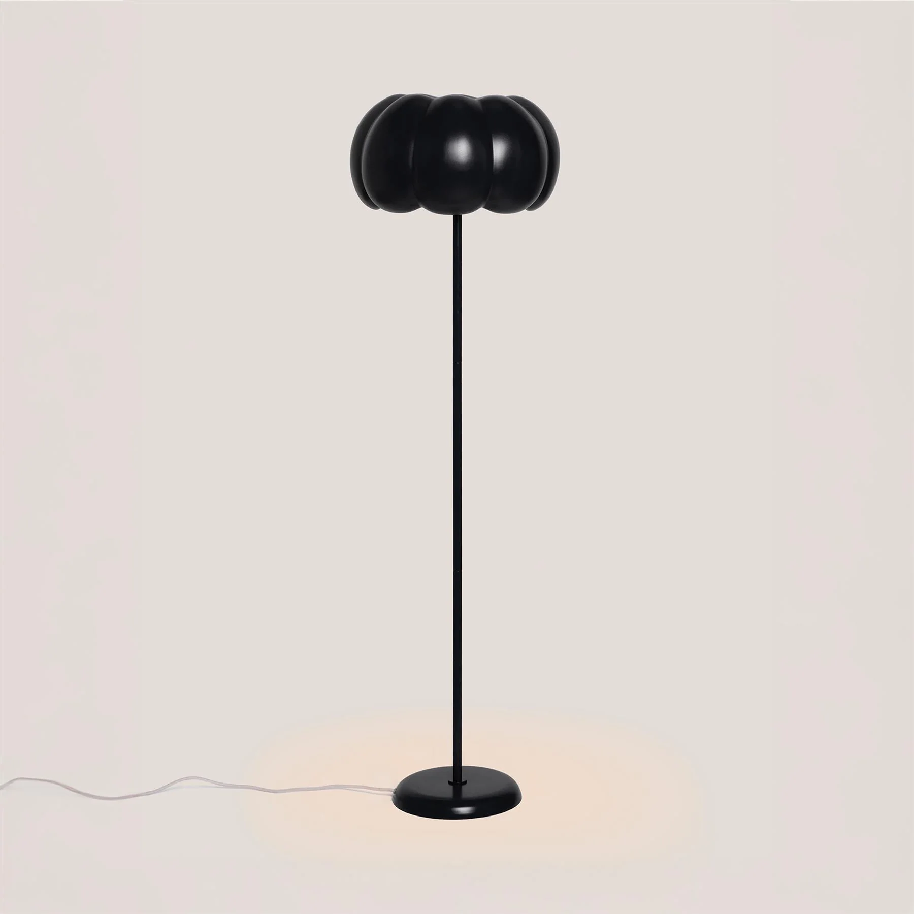 Patricia Lobo Cuuc Floor Lamp - Image 5