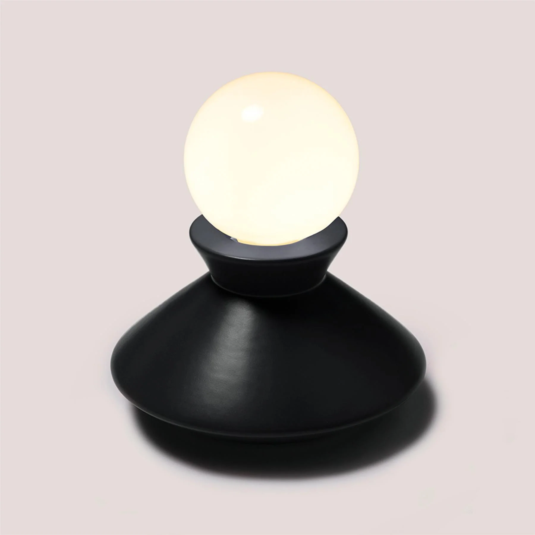 Patricia Lobo Foggy Table Lamp - Image 7