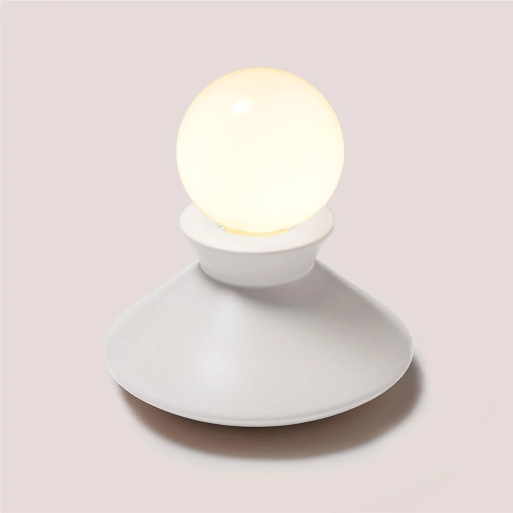 Patricia Lobo Foggy Table Lamp - Image 8