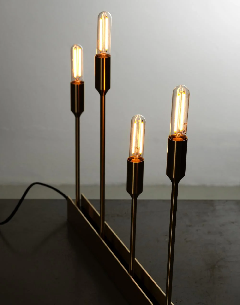 RUBN Astoria Table Lamp - Image 2