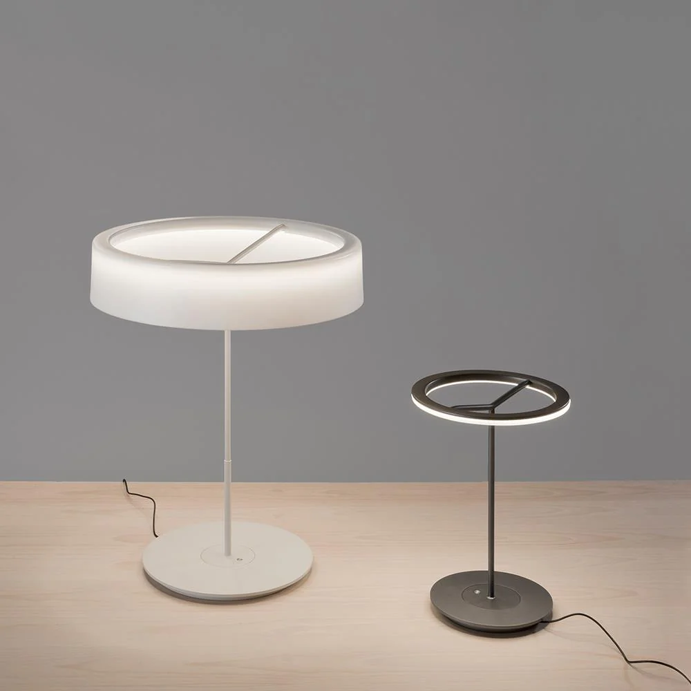 Santa & Cole Sin L Table Lamp - Image 6