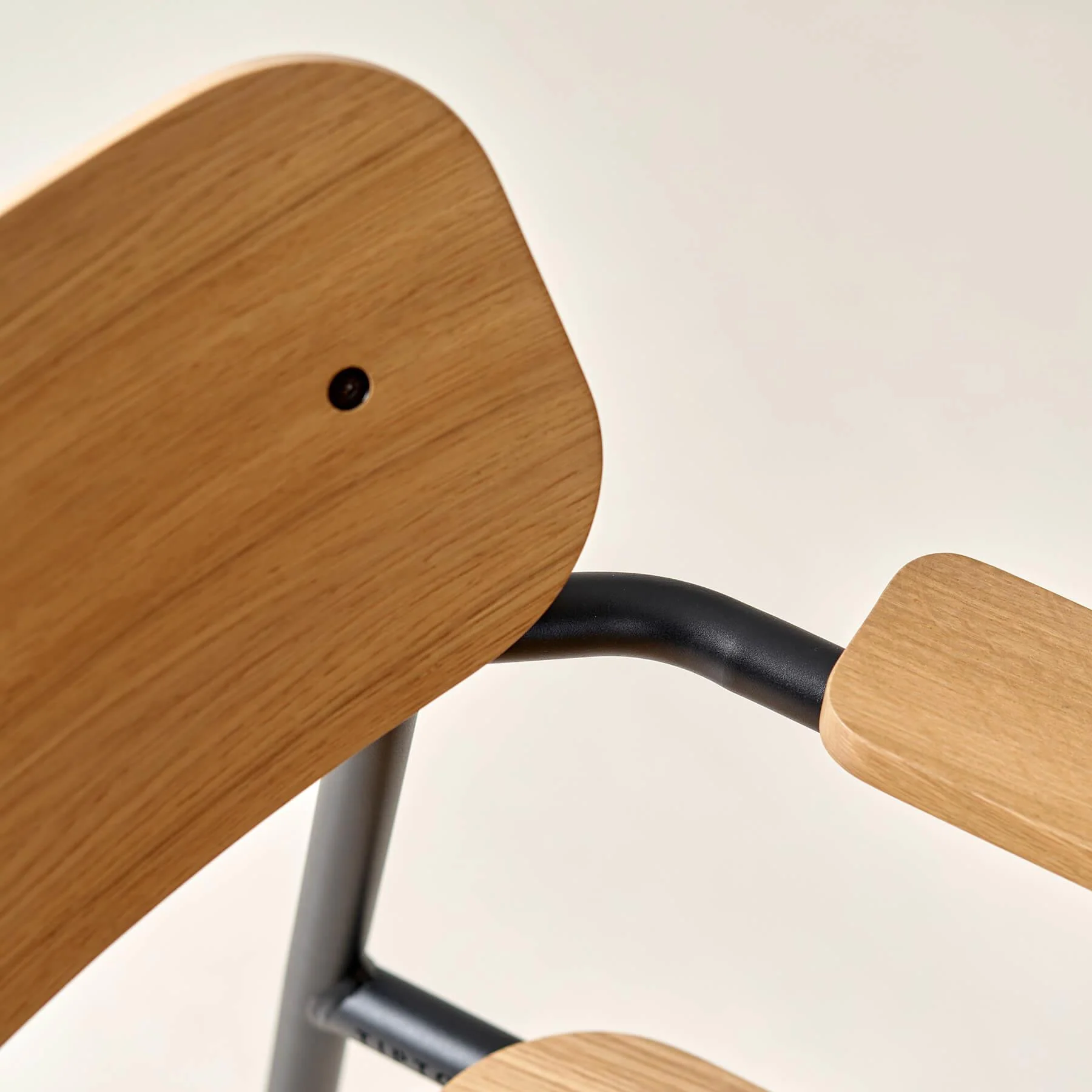 TIPTOE Etude Lounge Chair - Image 4