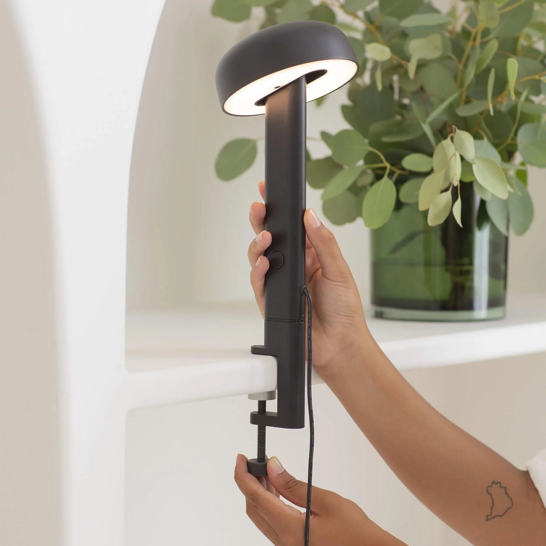 TIPTOE NOD Clamp On Lamp - Image 3