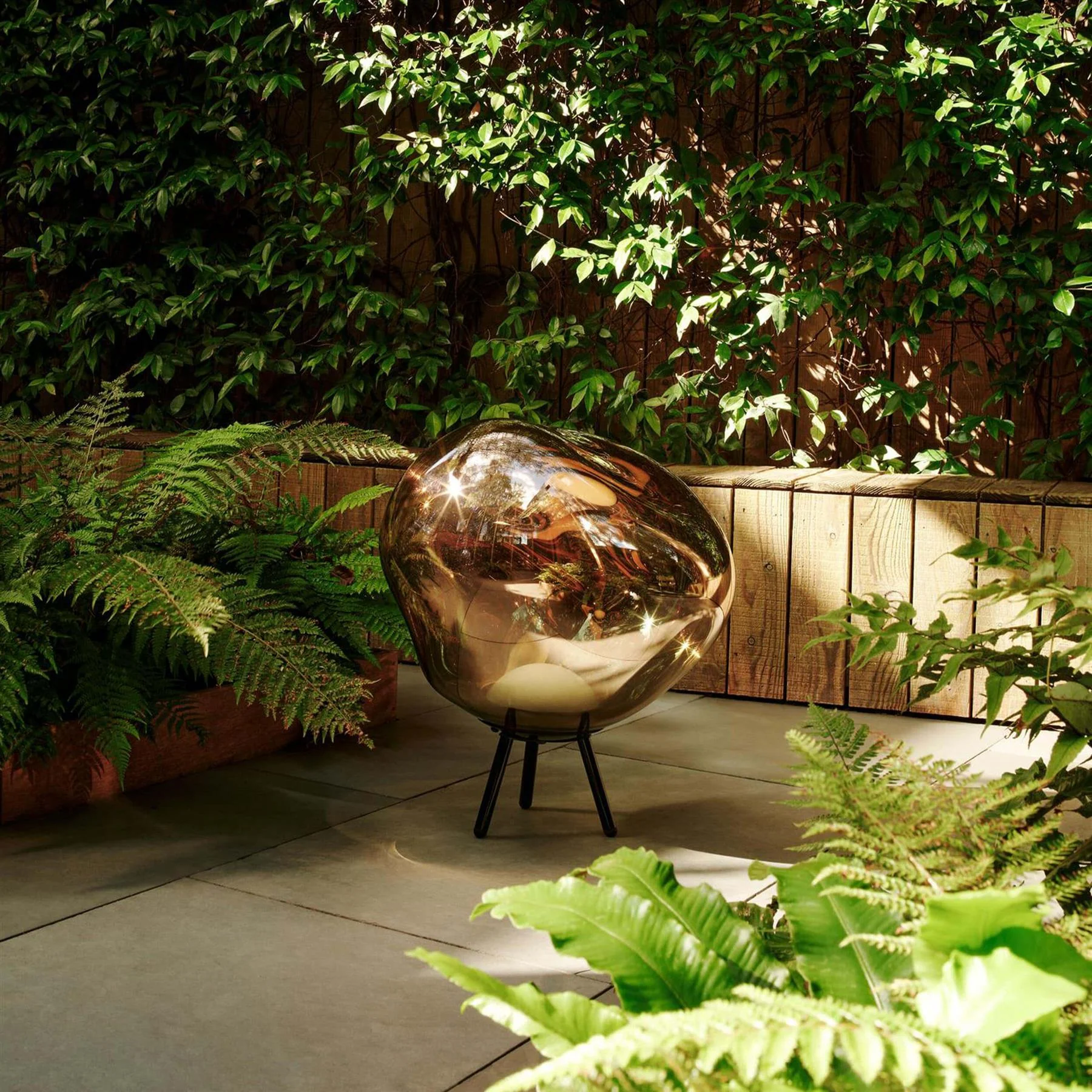 Tom Dixon Melt Portable Outdoor Floor Lamp - Image 2