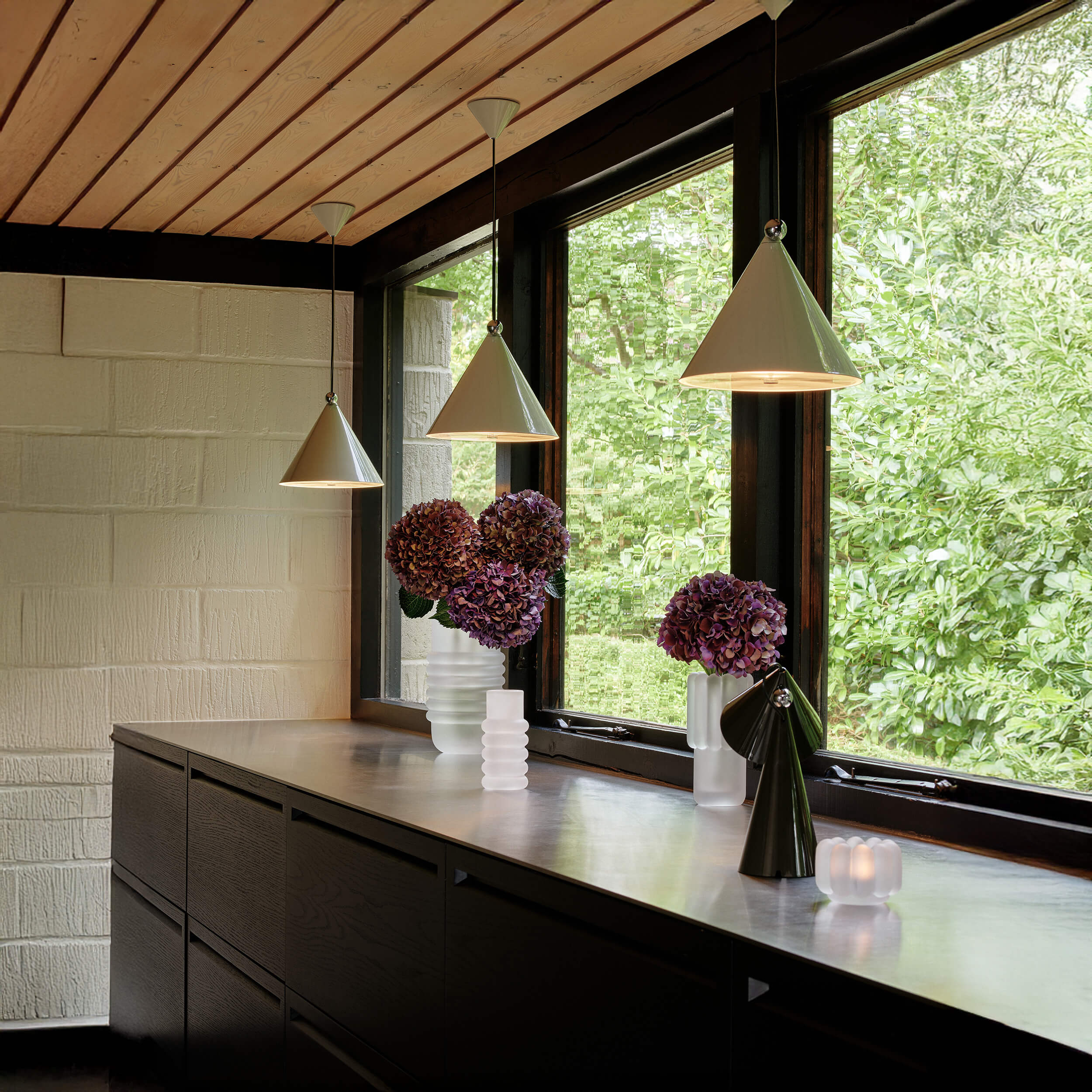 Tom Dixon Pose LED Pendant Light - Image 6