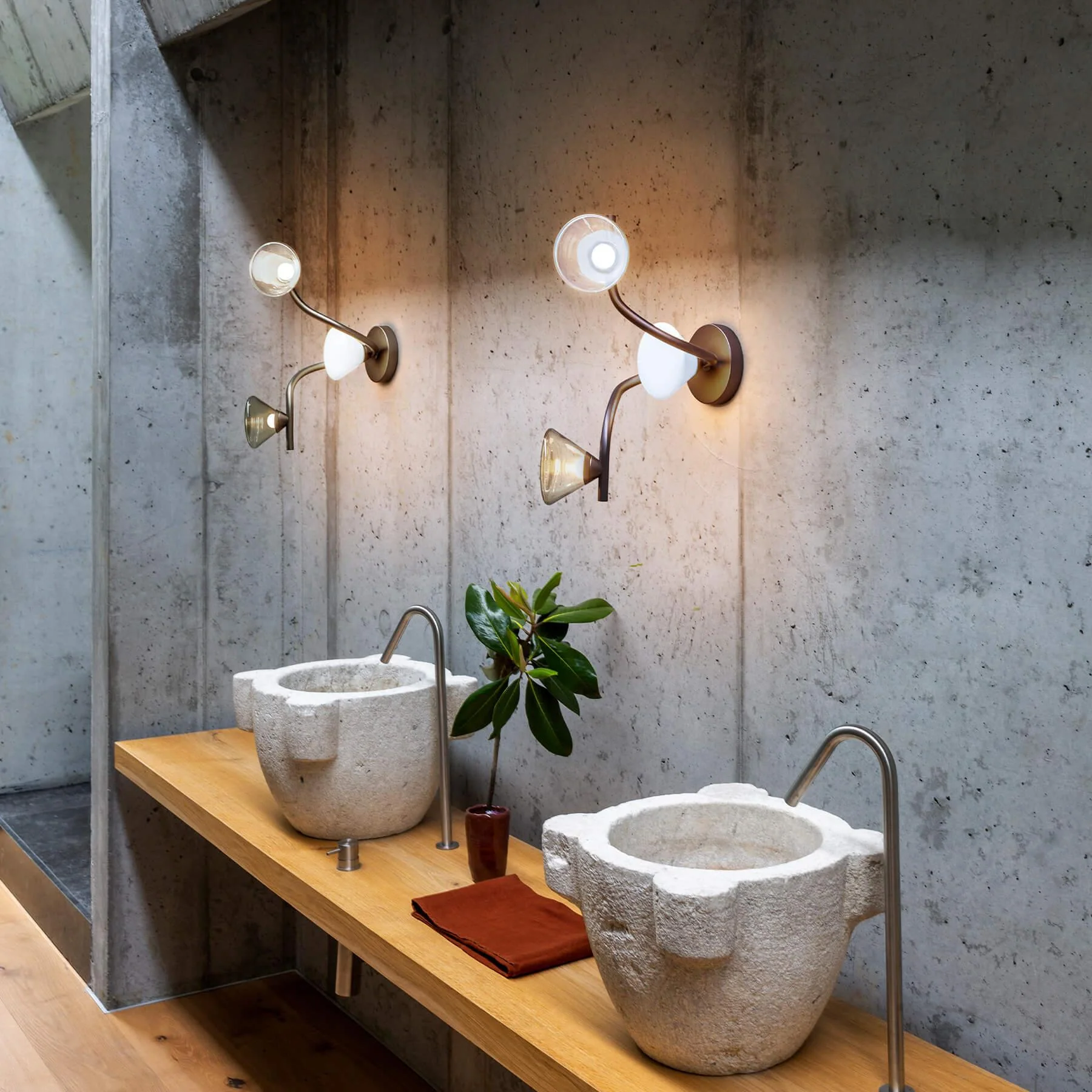 TOOY Linfa Wall Light - Image 2