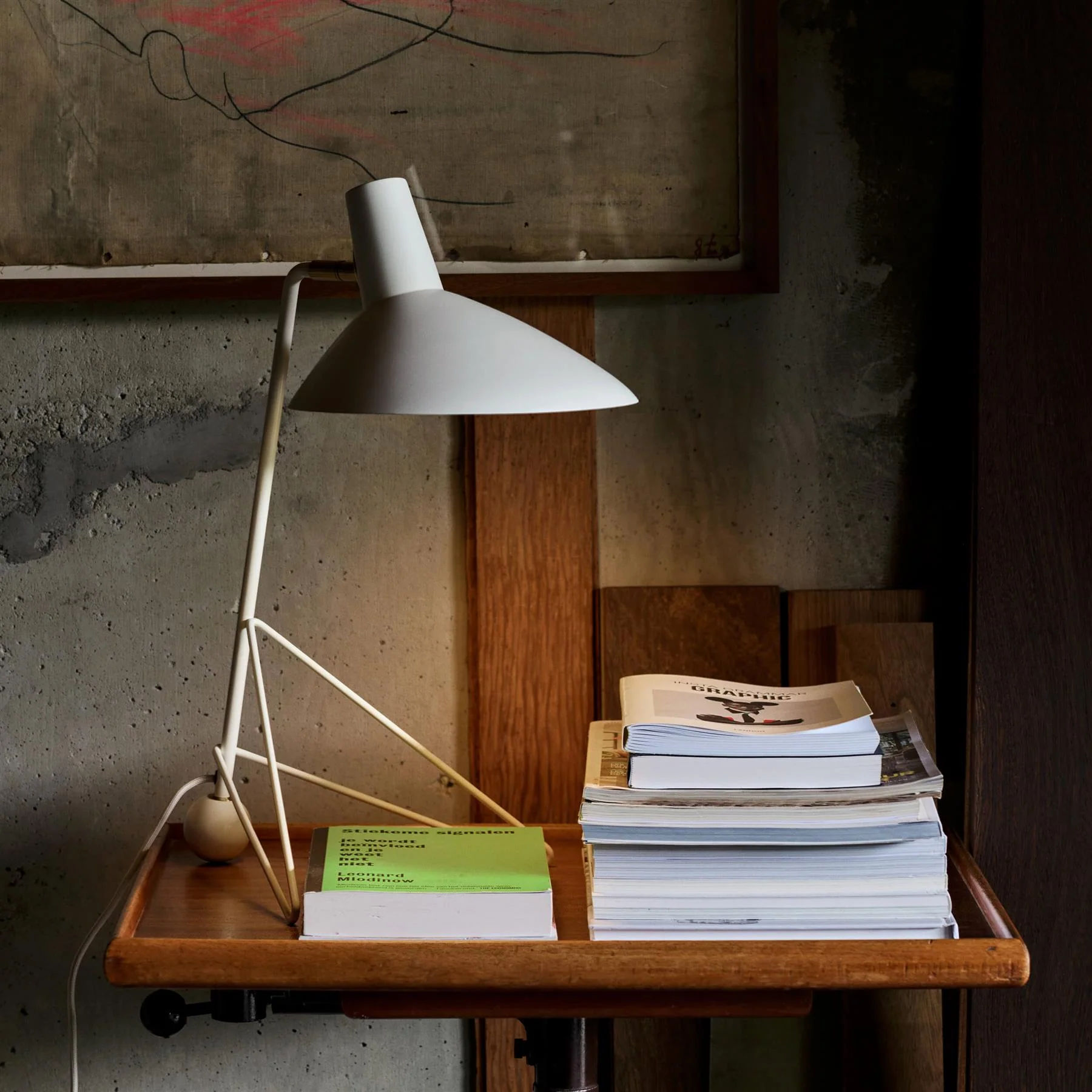 &Tradition HM9 Tripod Table Lamp - Image 3
