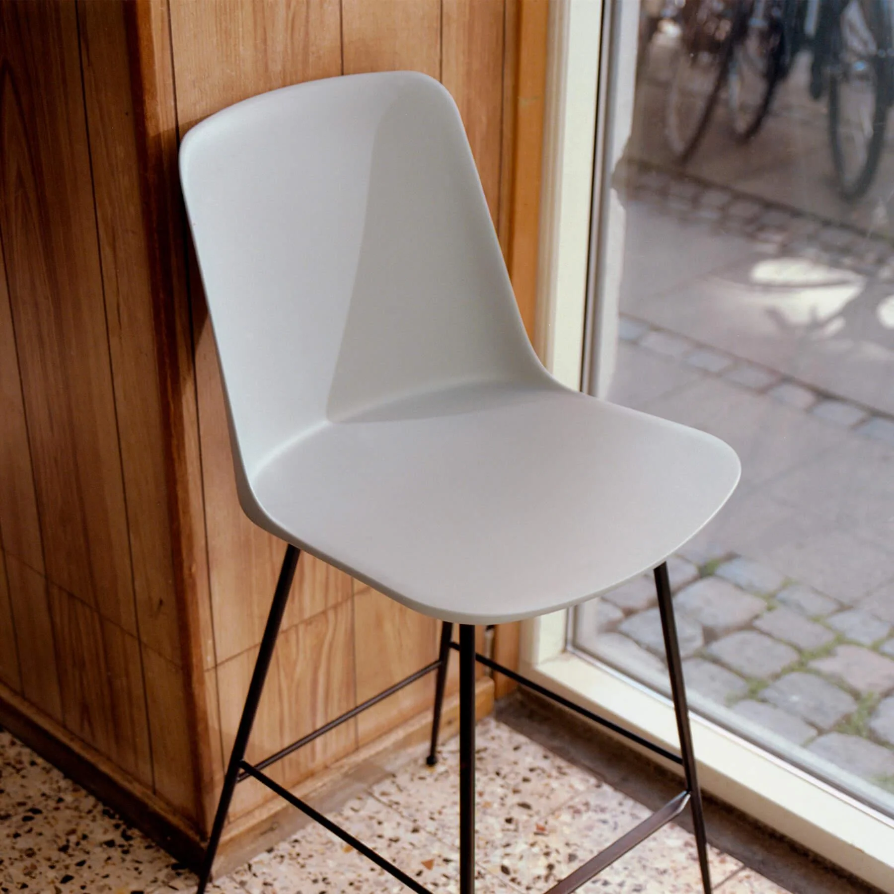 &Tradition HW91 & HW96 Rely Stool - Image 3