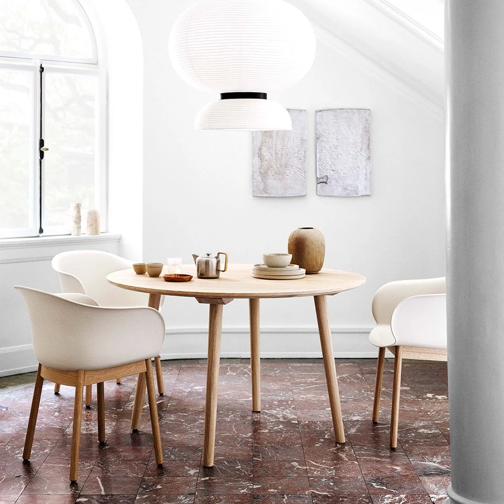 &Tradition JH30 Elefy Chair with Wooden Legs - Image 2