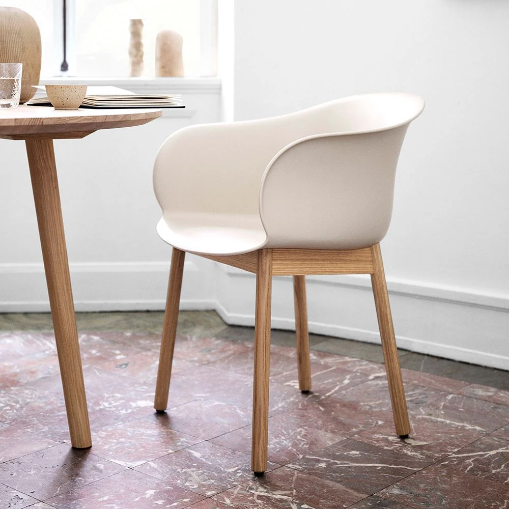 &Tradition JH30 Elefy Chair with Wooden Legs - Image 3