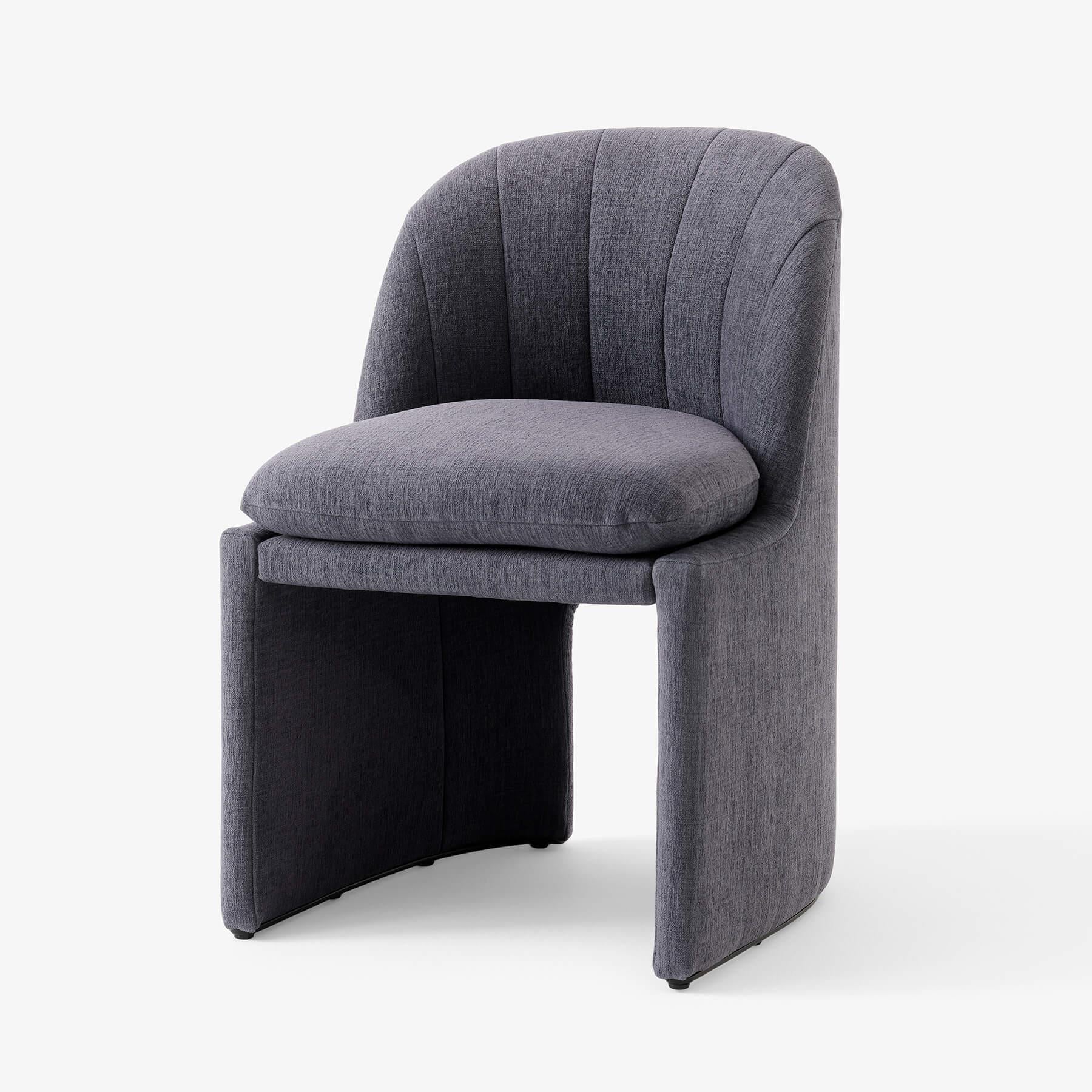 &Tradition Loafer SC106 Side Chair - Image 7
