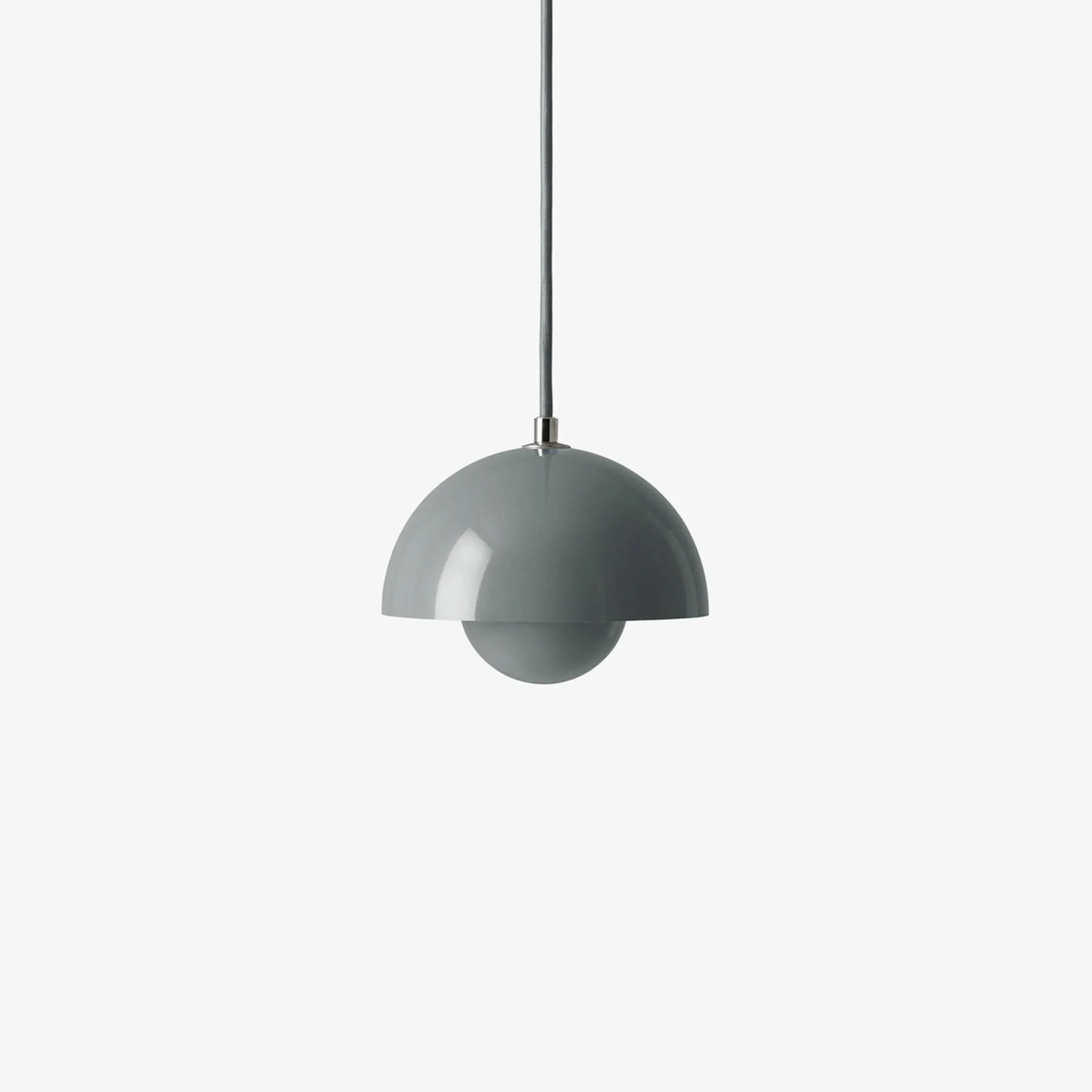 &Tradition VP10 Flowerpot Pendant Light - Image 8