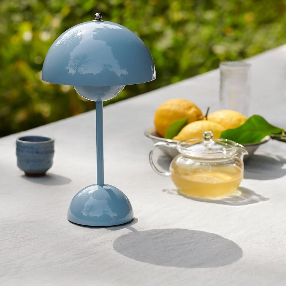 &Tradition VP9 Flowerpot Portable Rechargeable Lamp - Image 7