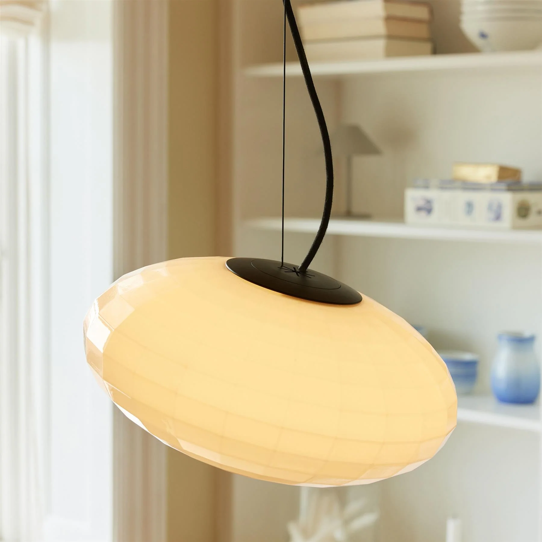 Halo Design Mesh Pendant Light - Image 4