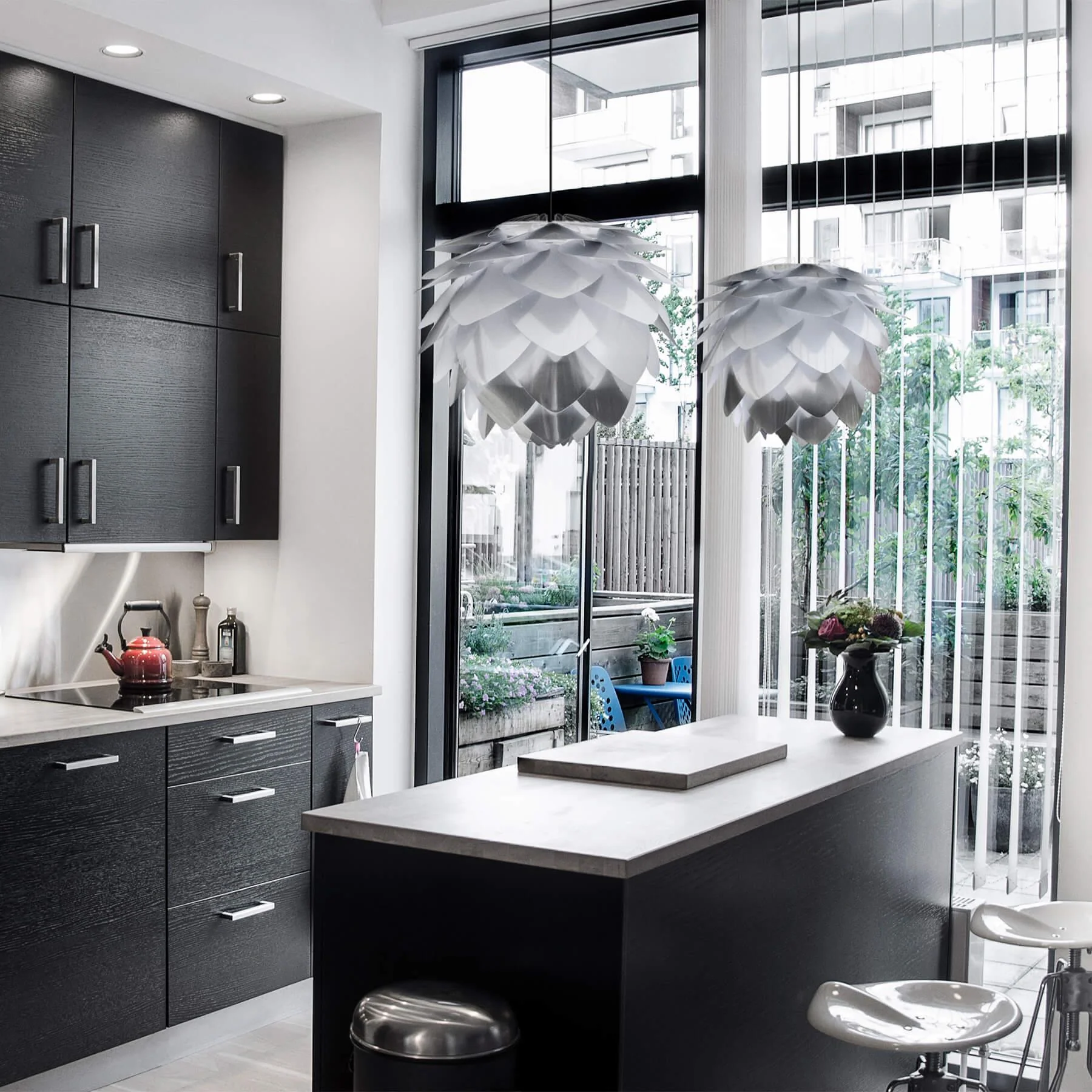 Umage Silvia Pendant Light - Image 2