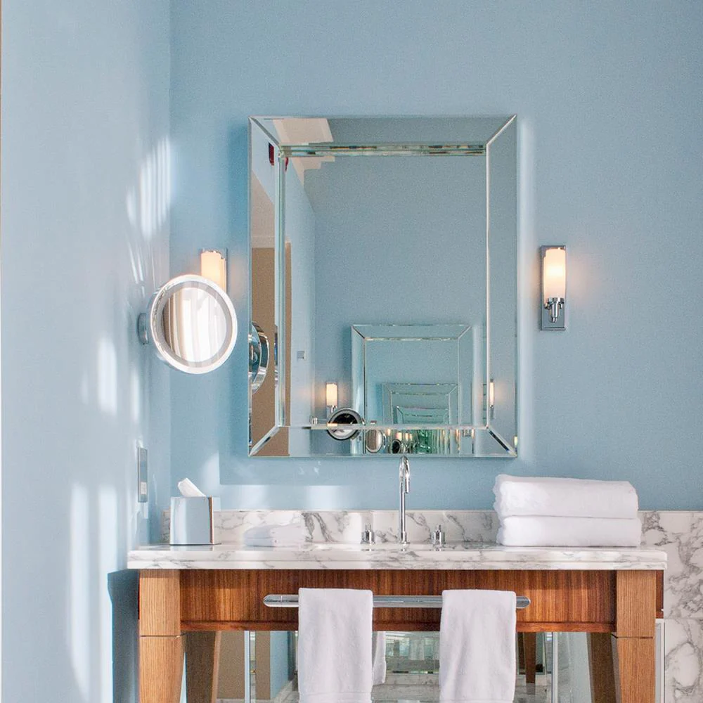 Verona bathroom wall light - Image 4
