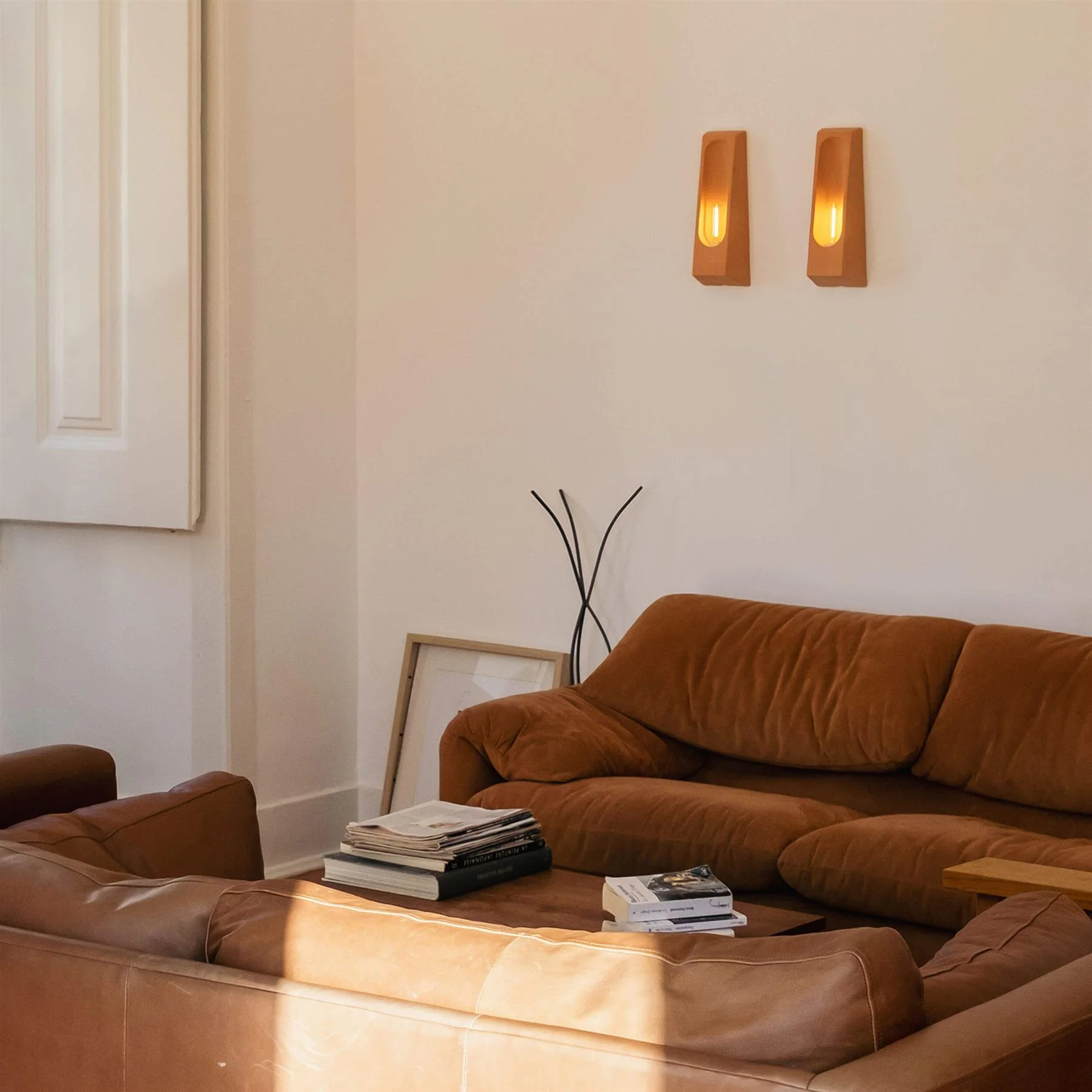 Violaine d'Harcourt Alcove Wall Light - Image 2