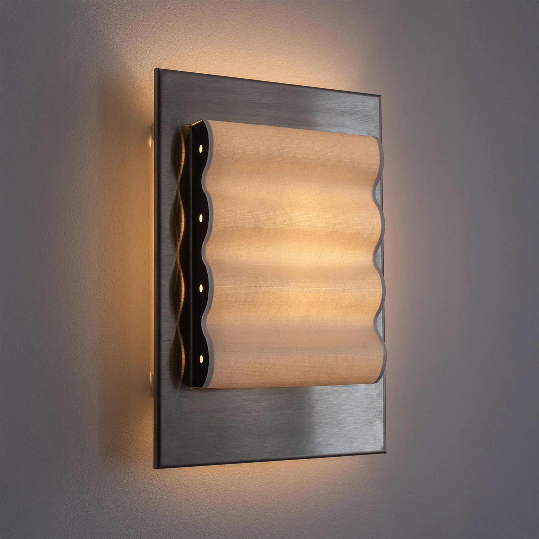 Violaine d'Harcourt Frame Wall Light - Image 8