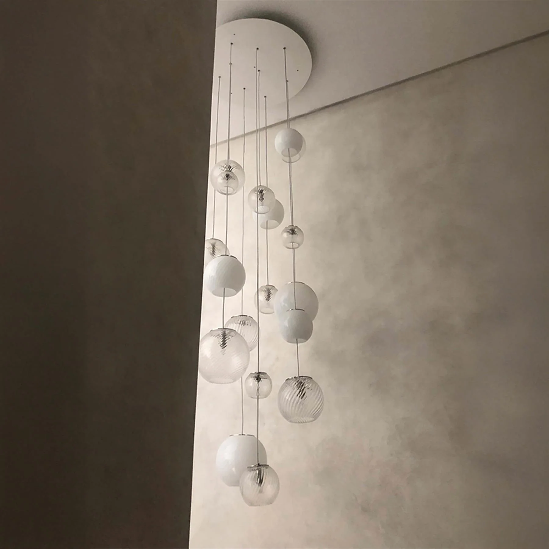 Vistosi Oto SP R Cluster Pendant Light - Image 3