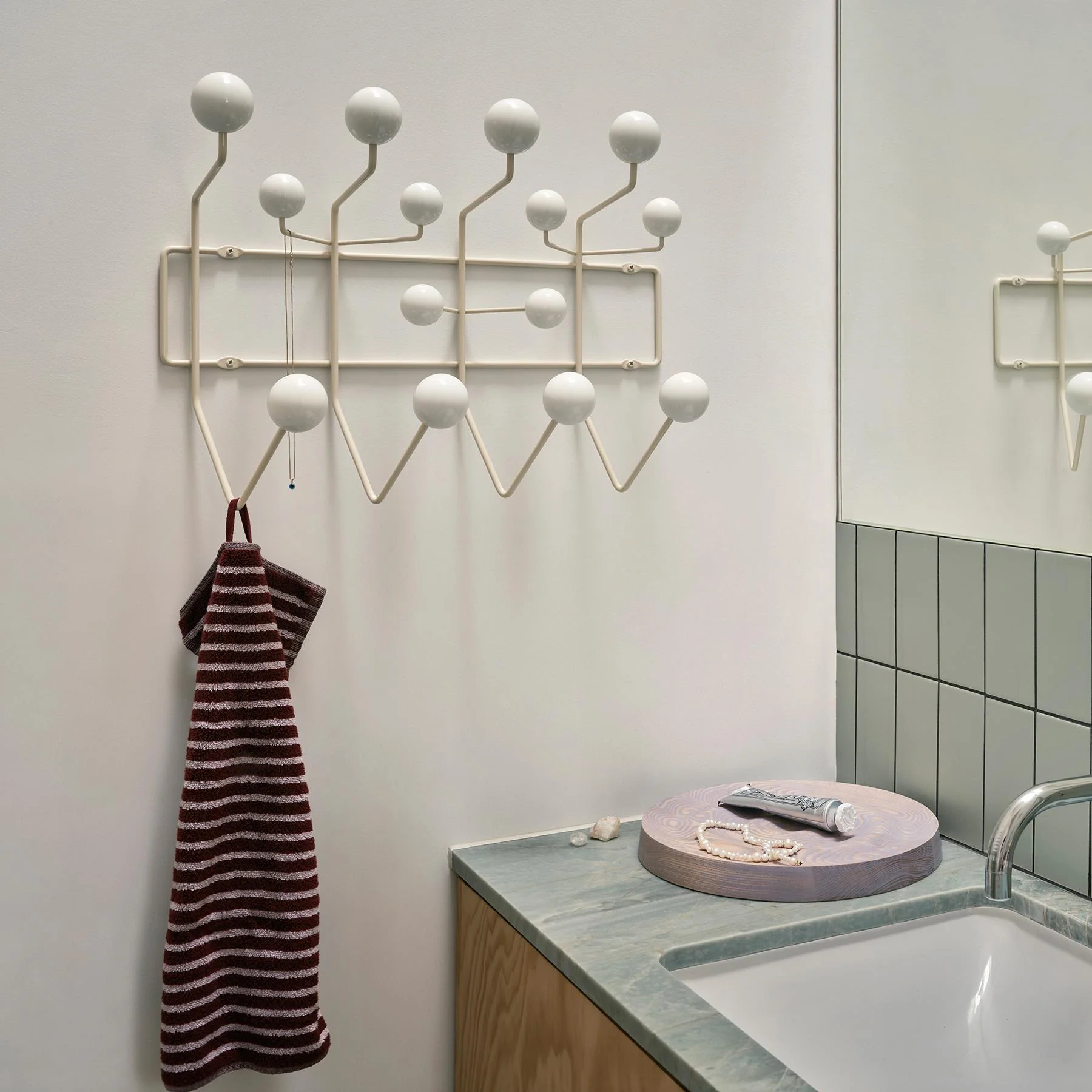 Vitra Hang It All - Image 3